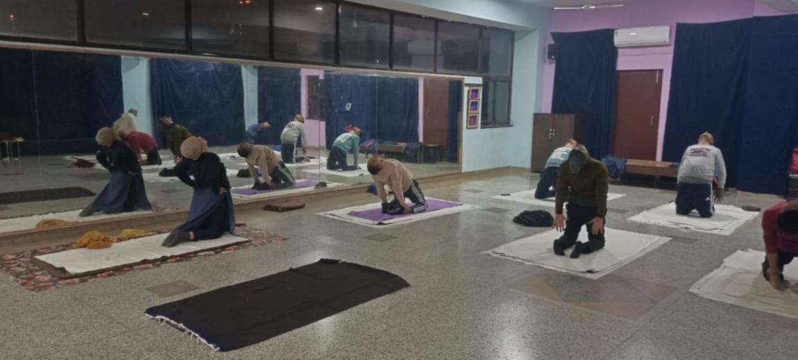 그레이터 노이다 Yog Bhawan 아파트 호텔 외부 사진